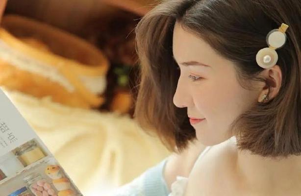 12星座女生最佳结婚年龄是多少（探究不同星座女生的婚姻观与生活态度）  第1张