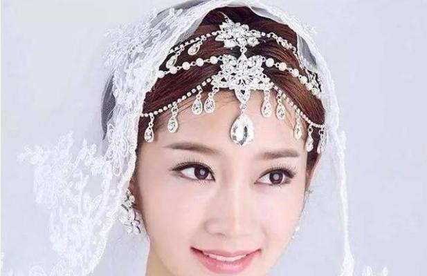 婚后女人测试（探讨婚后女性性格变化的原因及解决方法）  第1张